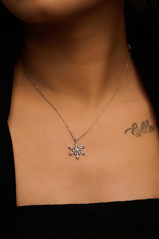 Snowflake Silver Pendant