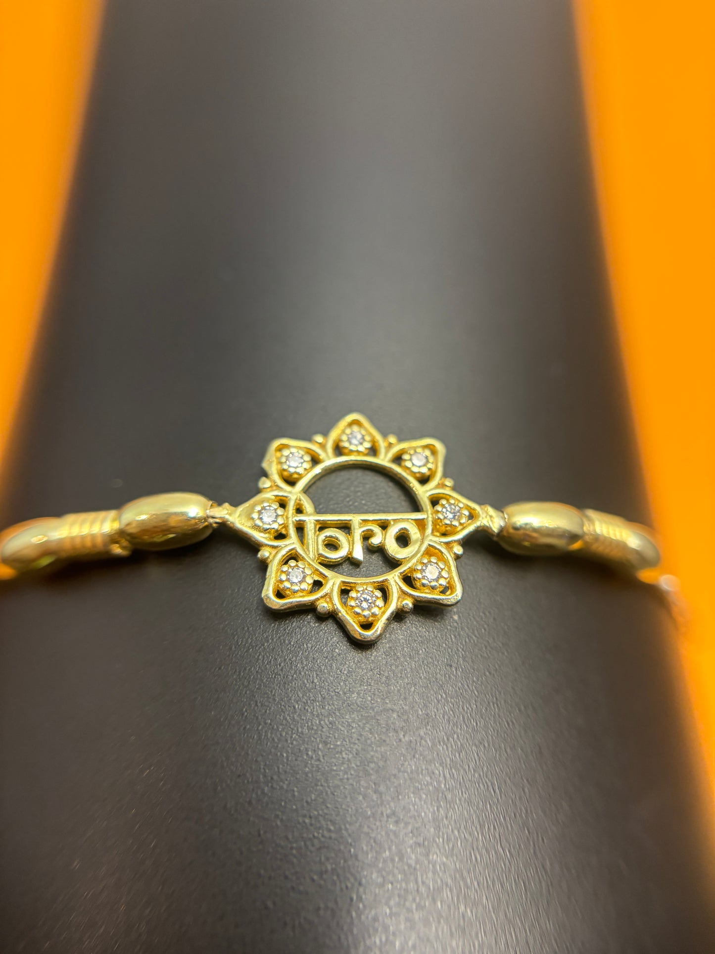 92.5 Silver “Bro” Bracelet with Lotus Motif Frame