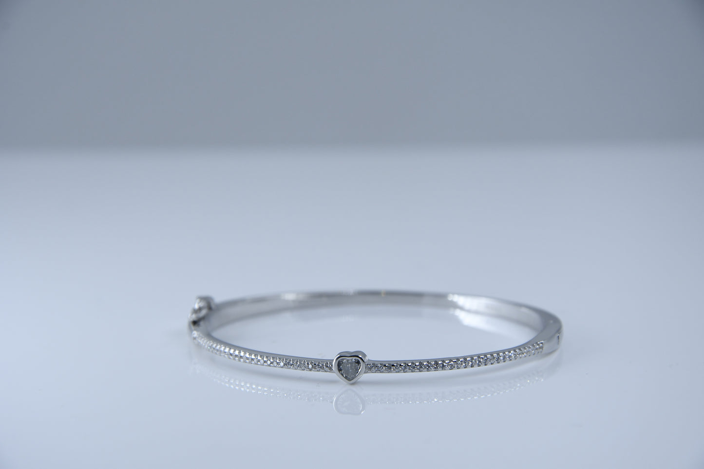 92.5 Silver Single Heart Women Kada Bracelet