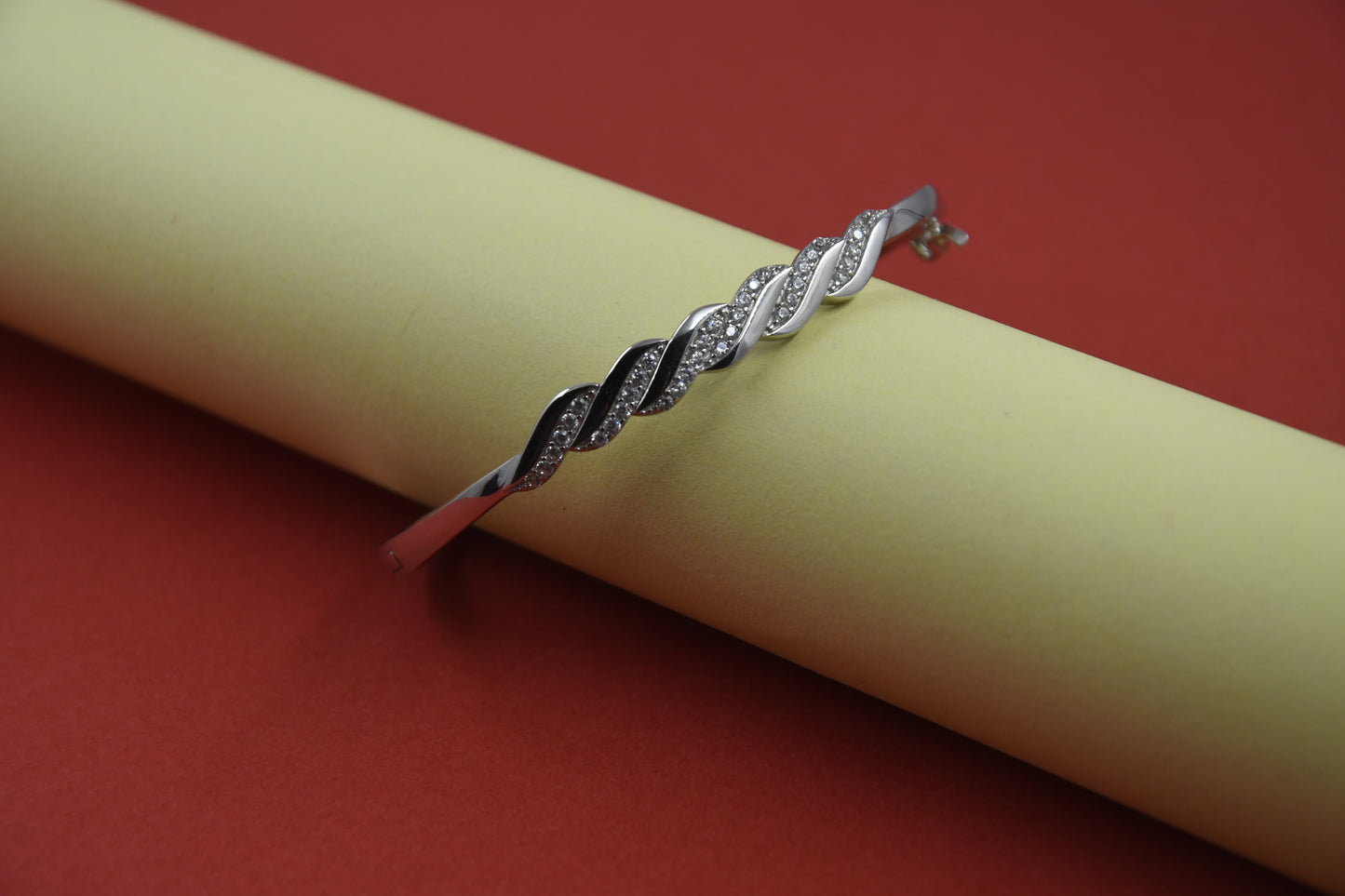 92.5 Silver Infinite Twirl Women Kada Bracelet