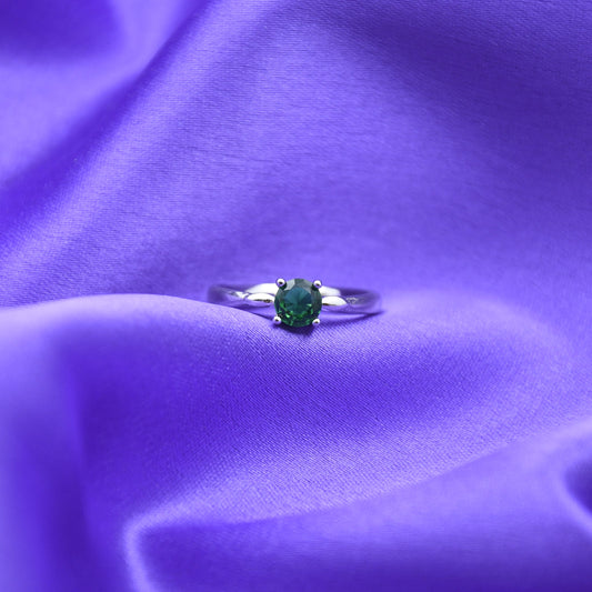 92.5 Silver Green Solitaire Ring