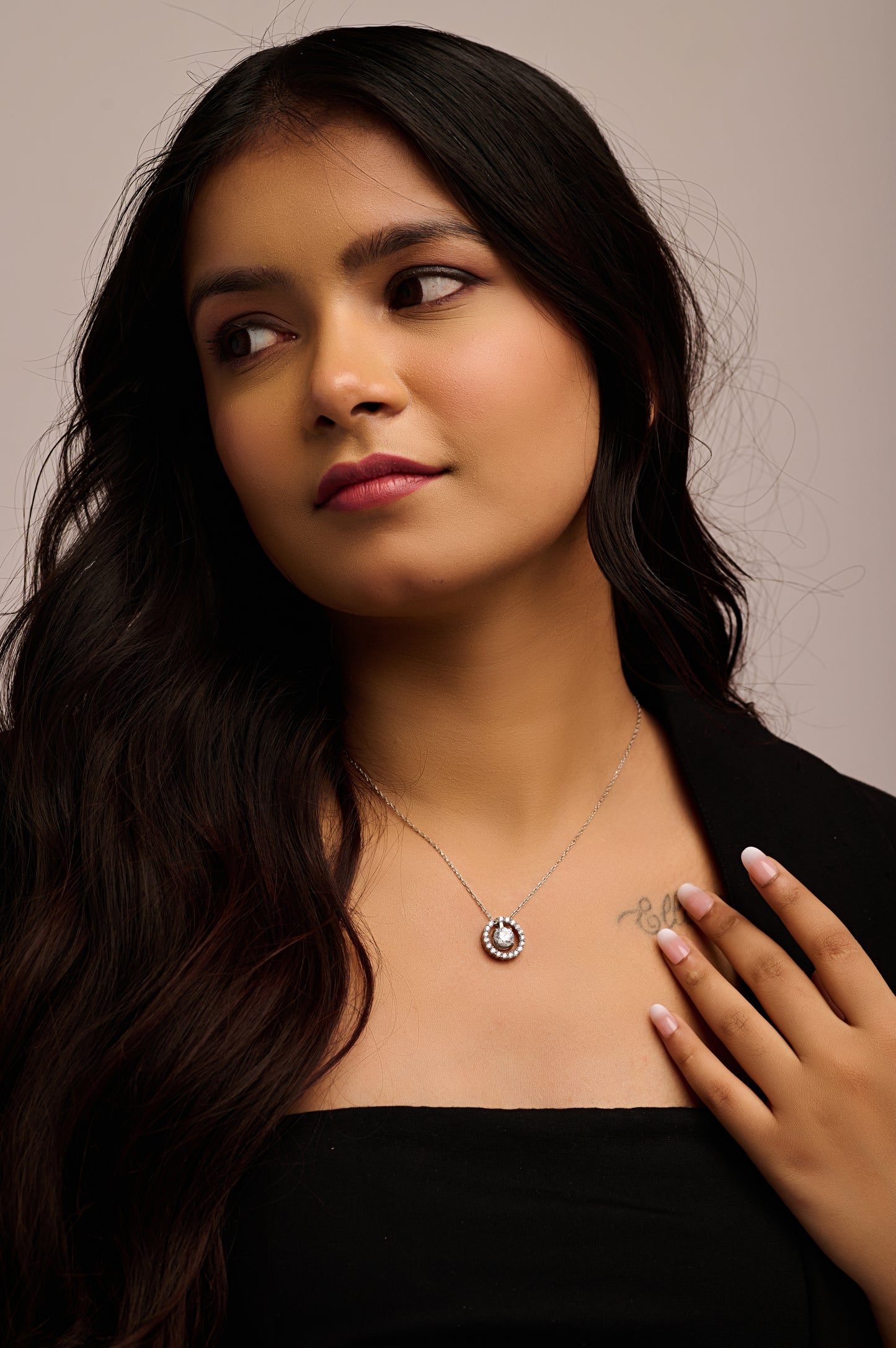 Rose Silver Circle  92.5 Silver Pendant Chain