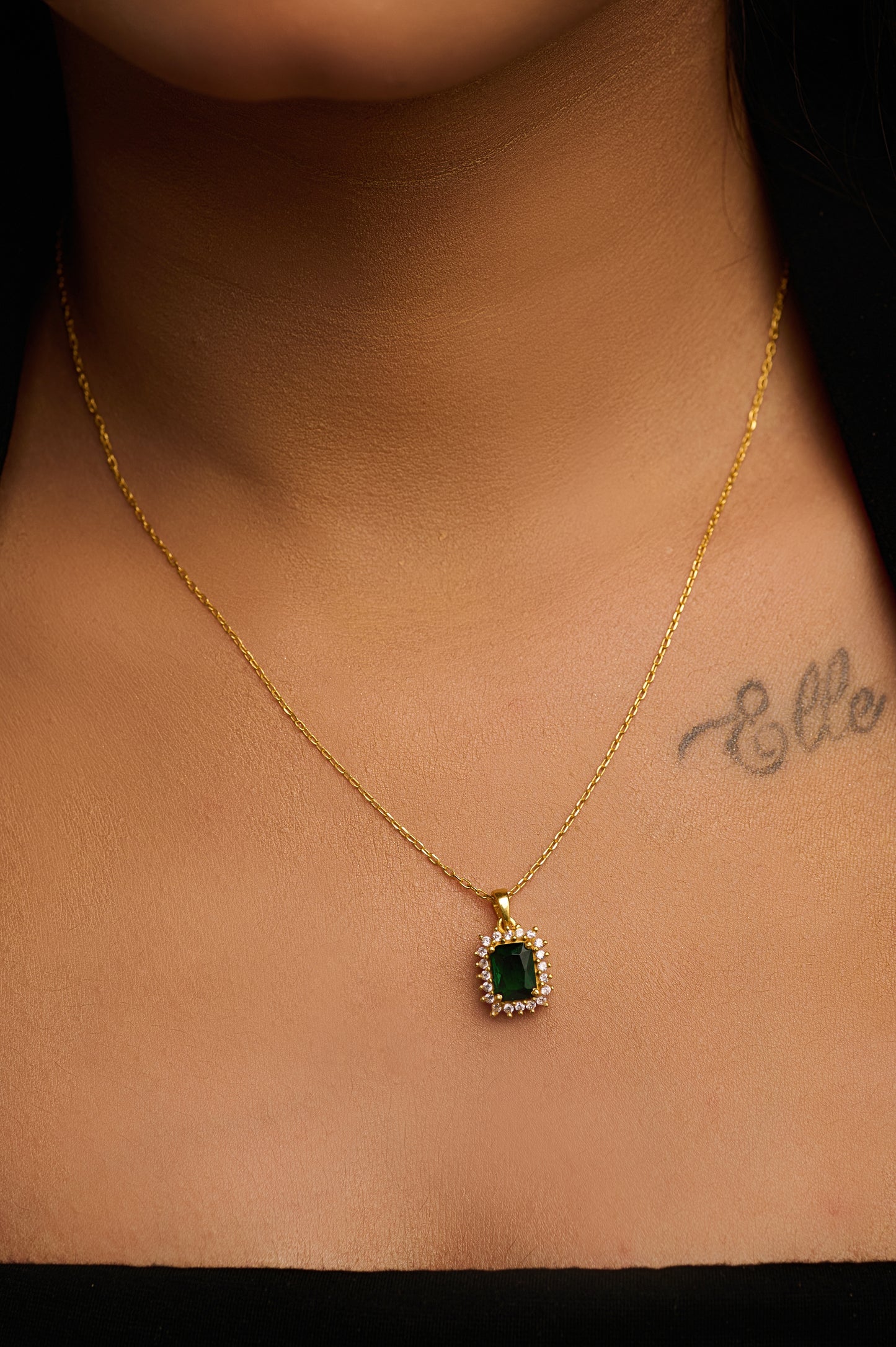 Emerald Green Oval White Halo 92.5 Silver Pendant Chain