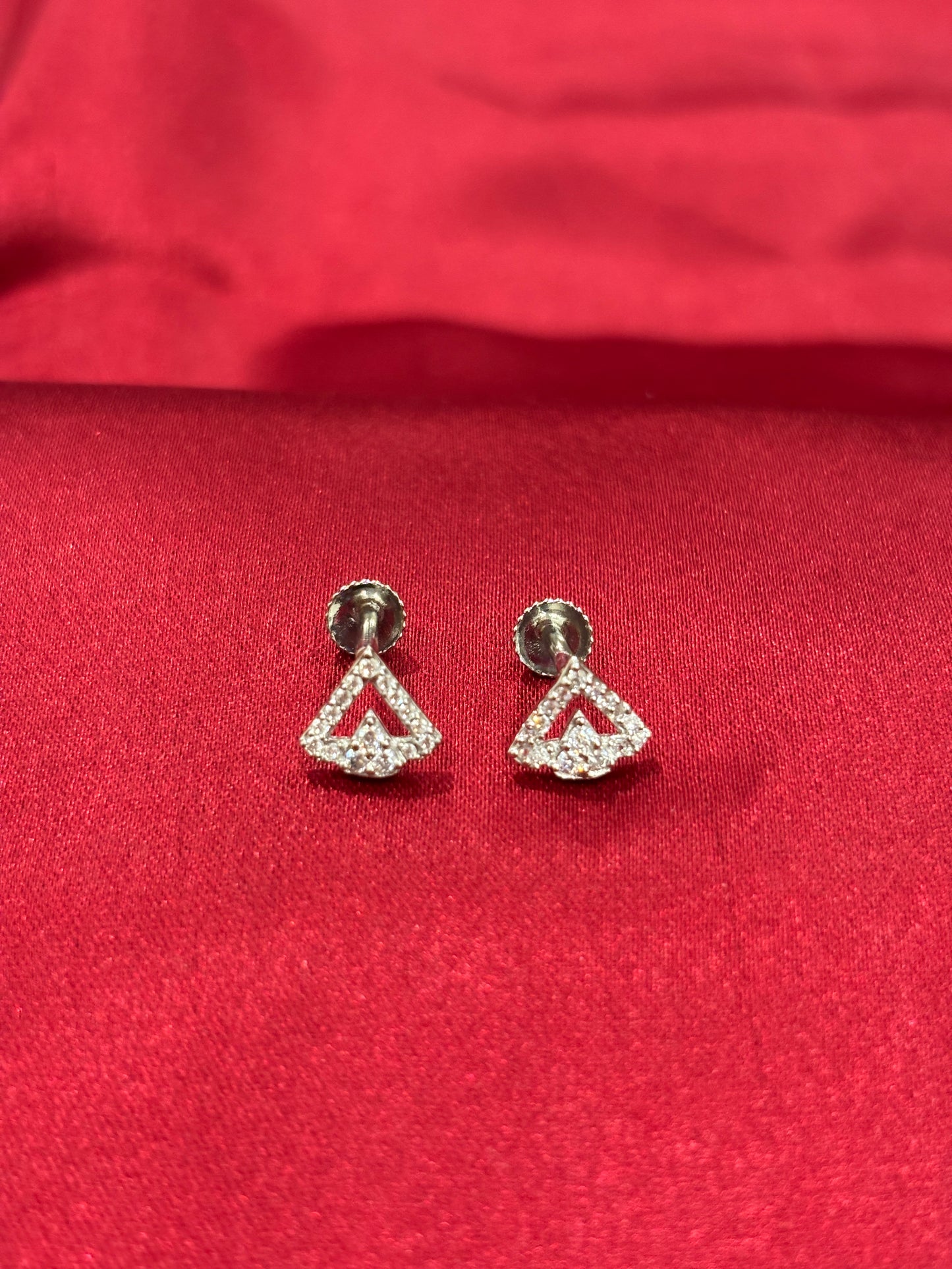 92.5 Silver small size earrings model 9