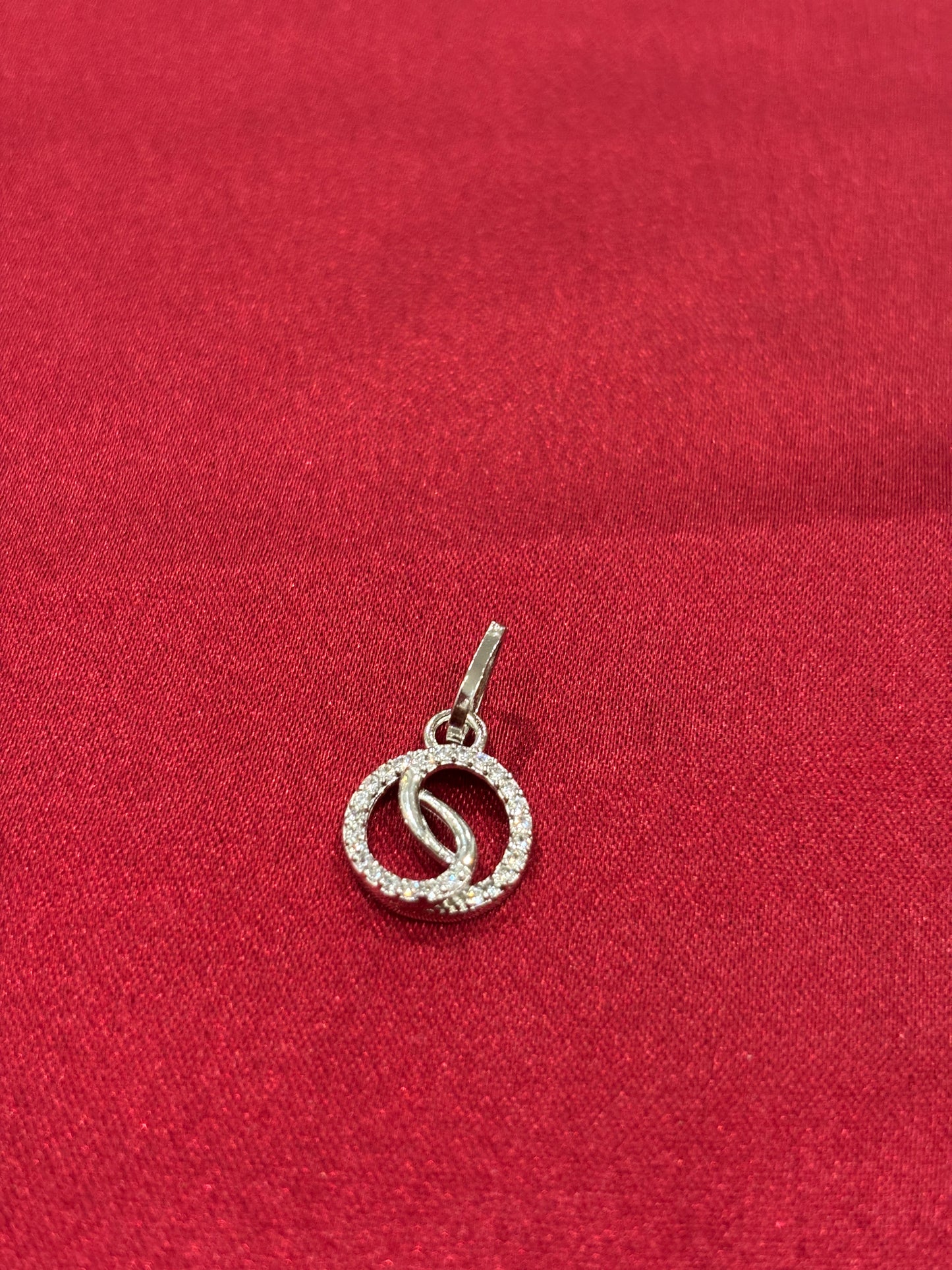 92.5 Silver Circle Zircon Pendant