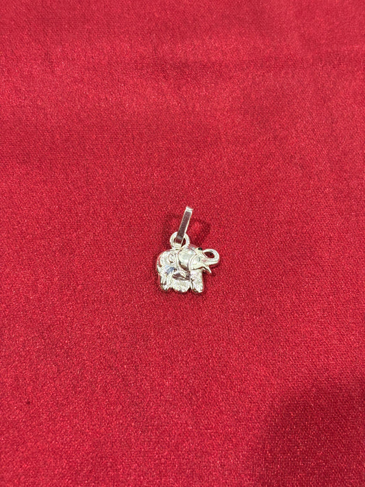 92.5 Silver elephant pendant